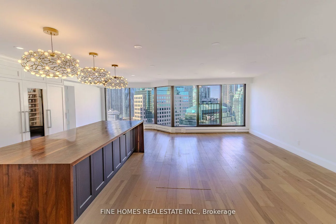 55, Harbour, Waterfront Communities C1, Toronto