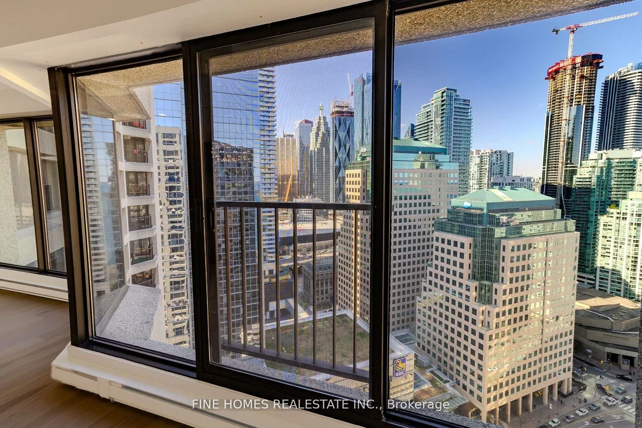 55, Harbour, Waterfront Communities C1, Toronto