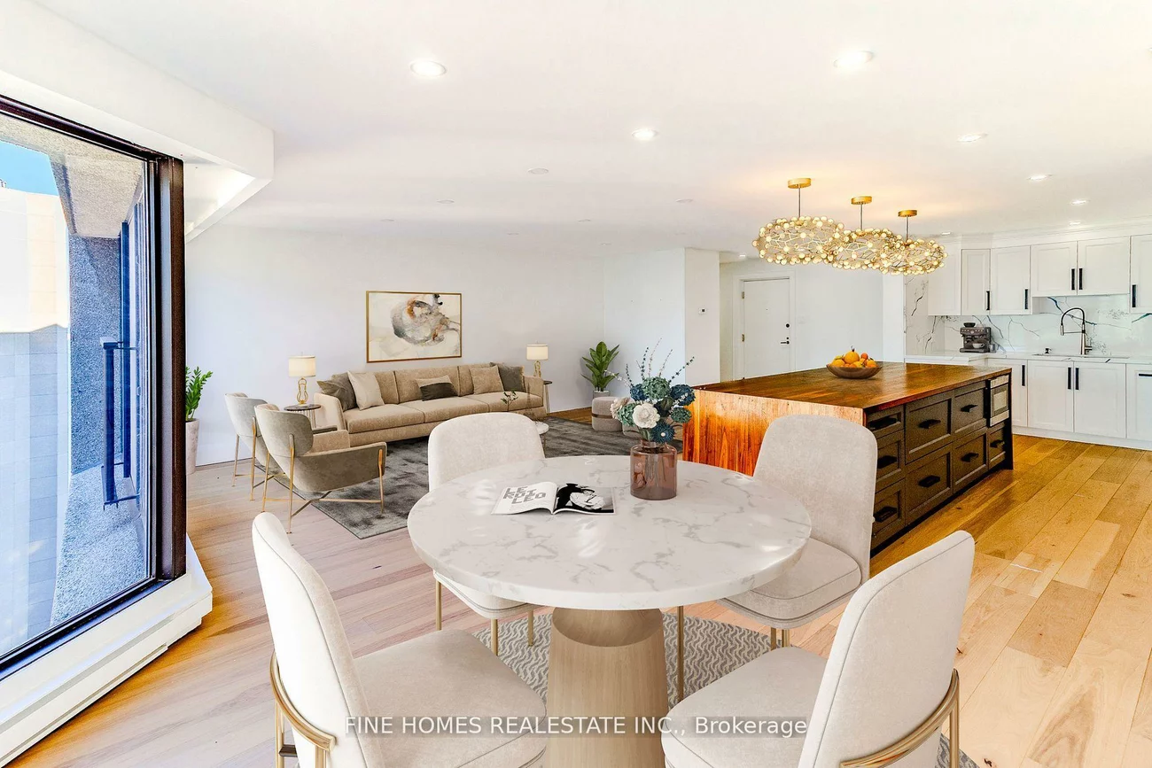 55, Harbour, Waterfront Communities C1, Toronto
