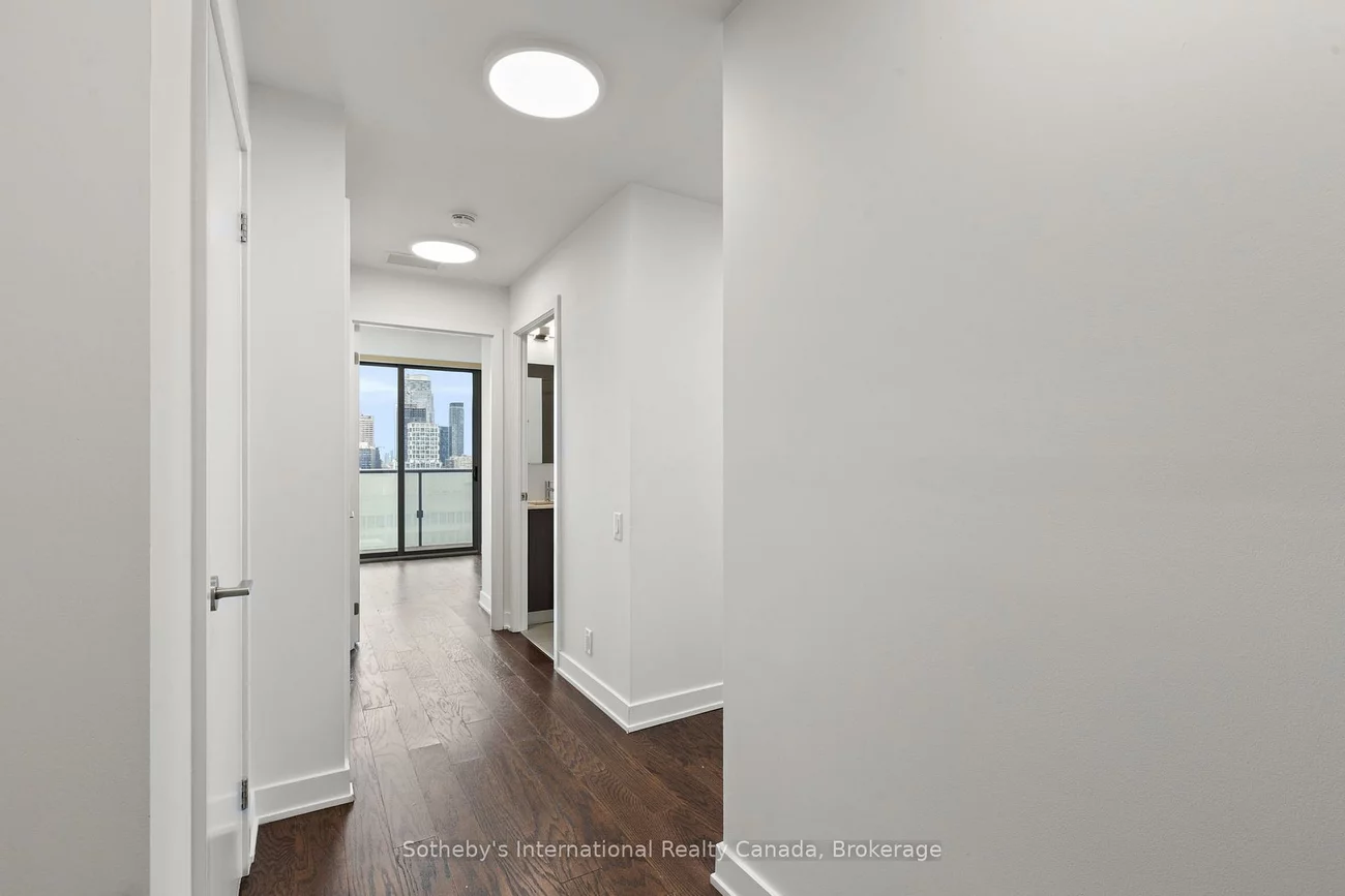1815, Yonge, Mount Pleasant East, Toronto