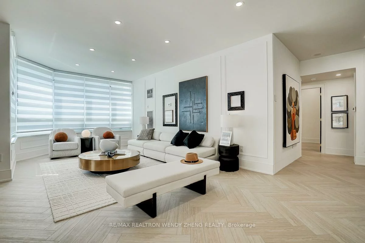 65, SPRING GARDEN, Willowdale East, Toronto