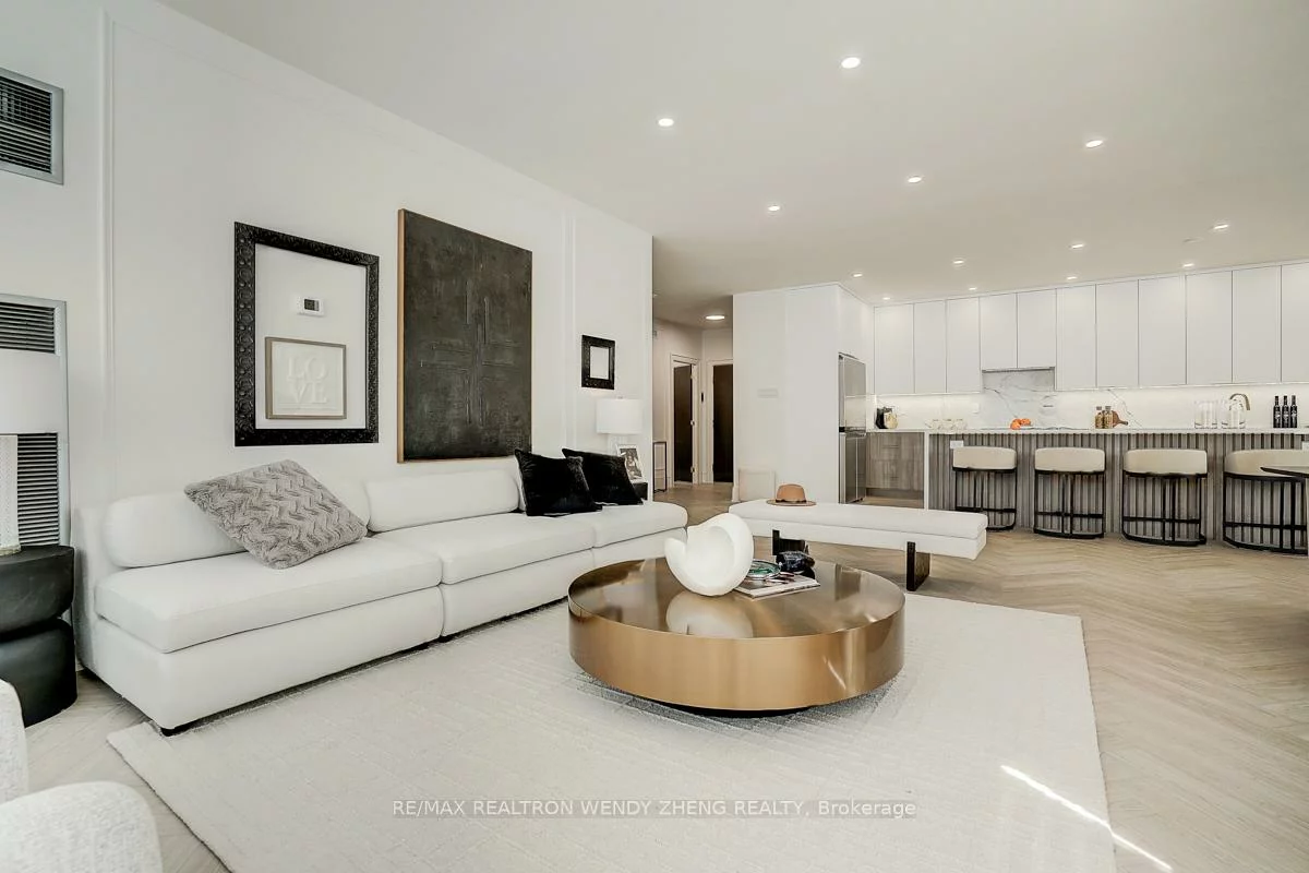 65, SPRING GARDEN, Willowdale East, Toronto