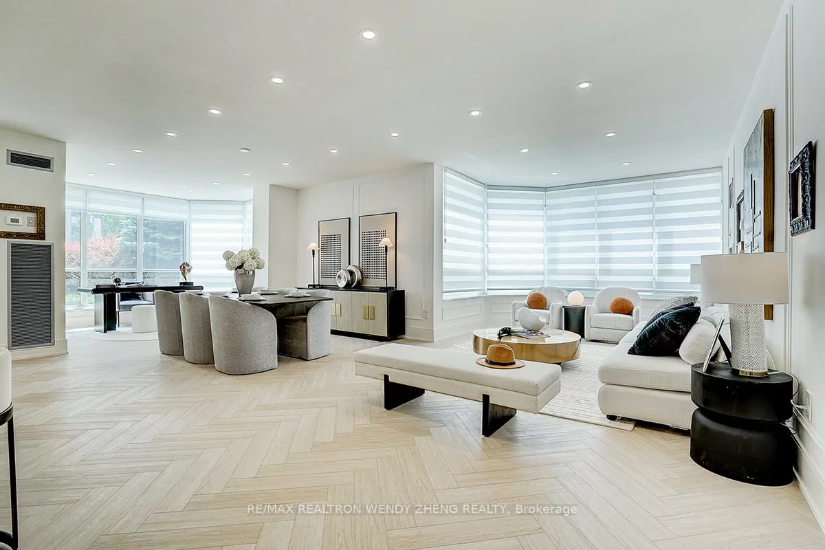 65, SPRING GARDEN, Willowdale East, Toronto