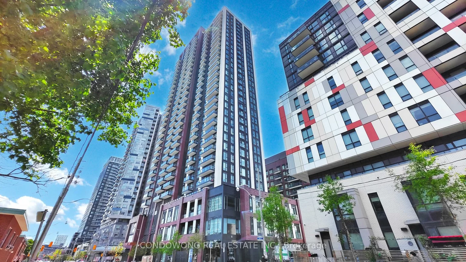 130, River, Regent Park, Toronto
