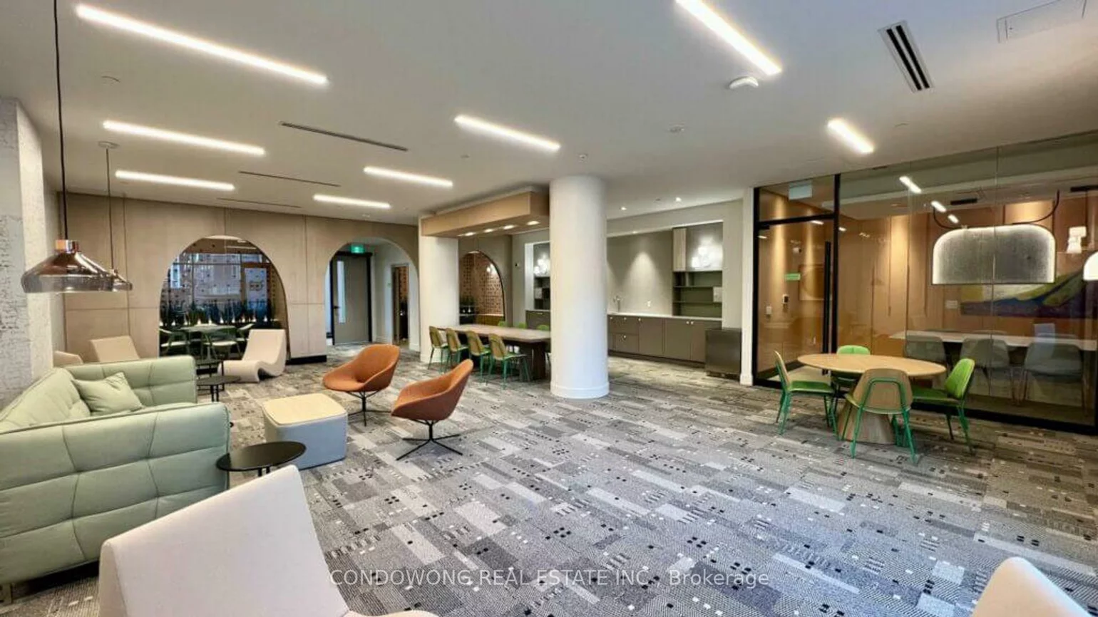 130, River, Regent Park, Toronto