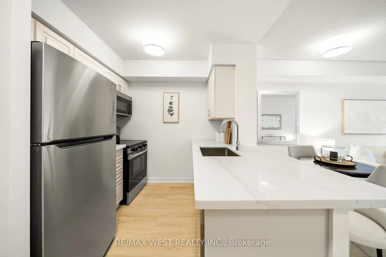 4978, Yonge, Lansing-Westgate, Toronto