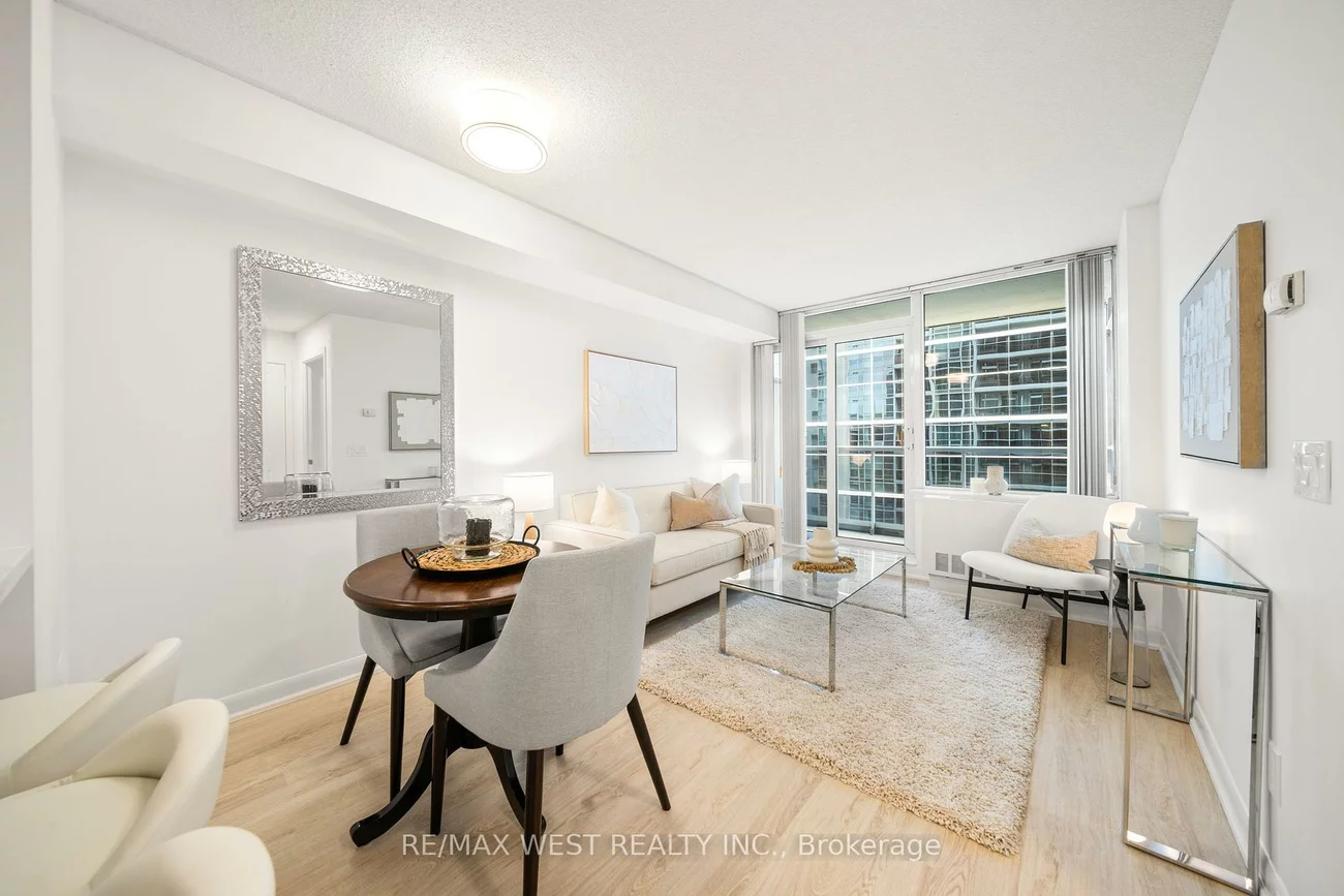 4978, Yonge, Lansing-Westgate, Toronto