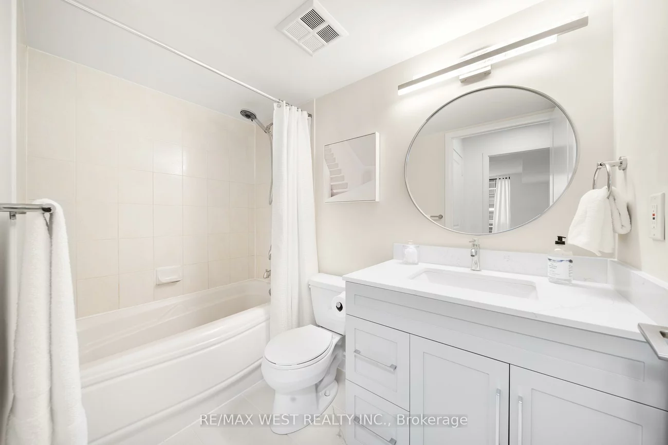 4978, Yonge, Lansing-Westgate, Toronto
