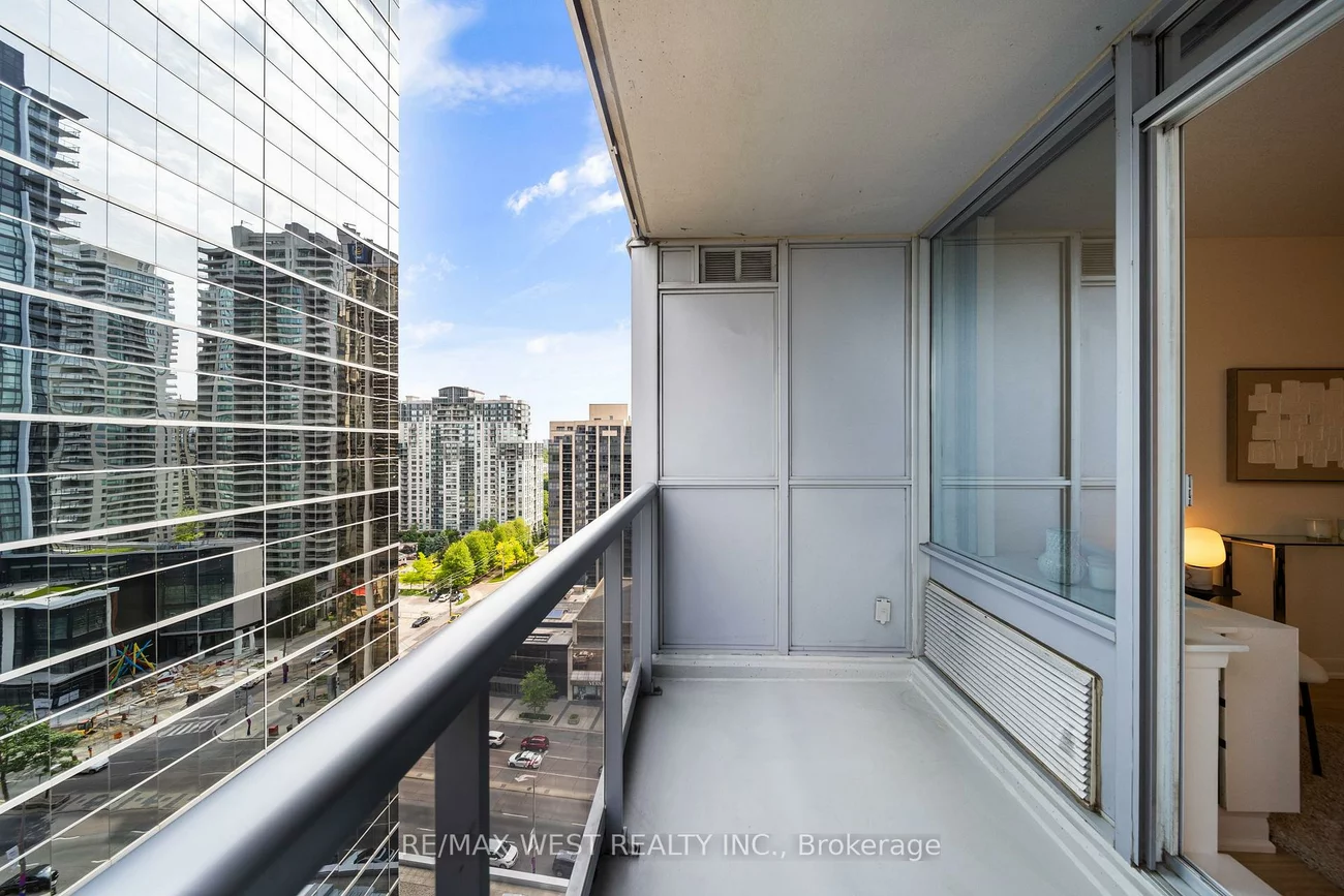 4978, Yonge, Lansing-Westgate, Toronto