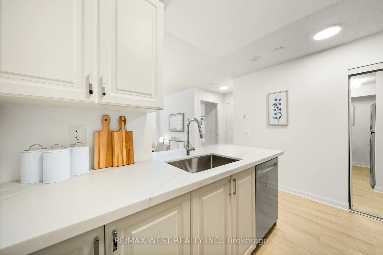 4978, Yonge, Lansing-Westgate, Toronto