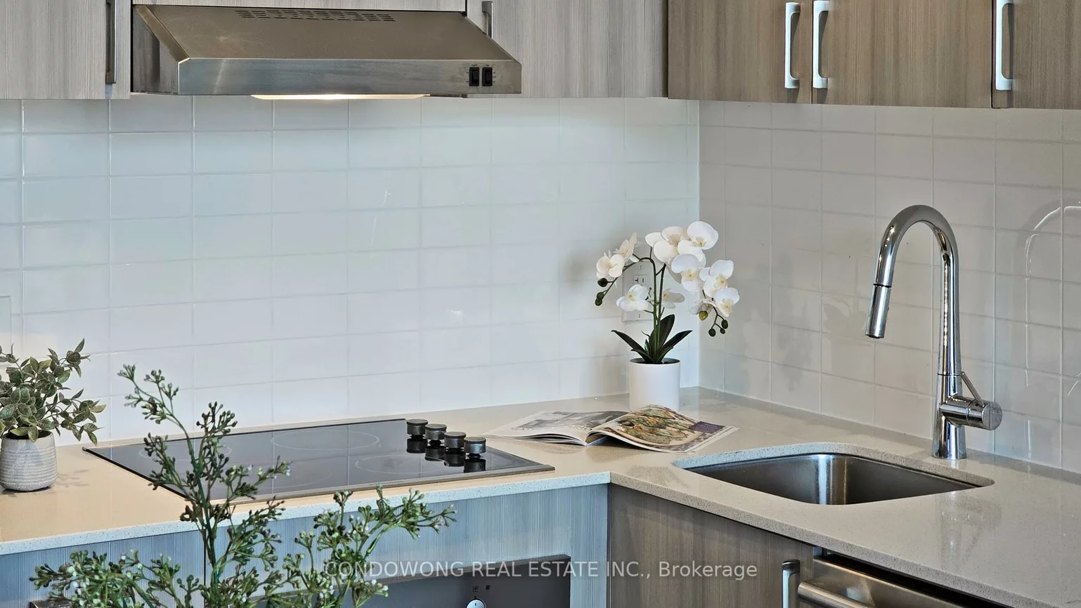 7, Kenaston, Bayview Village, Toronto