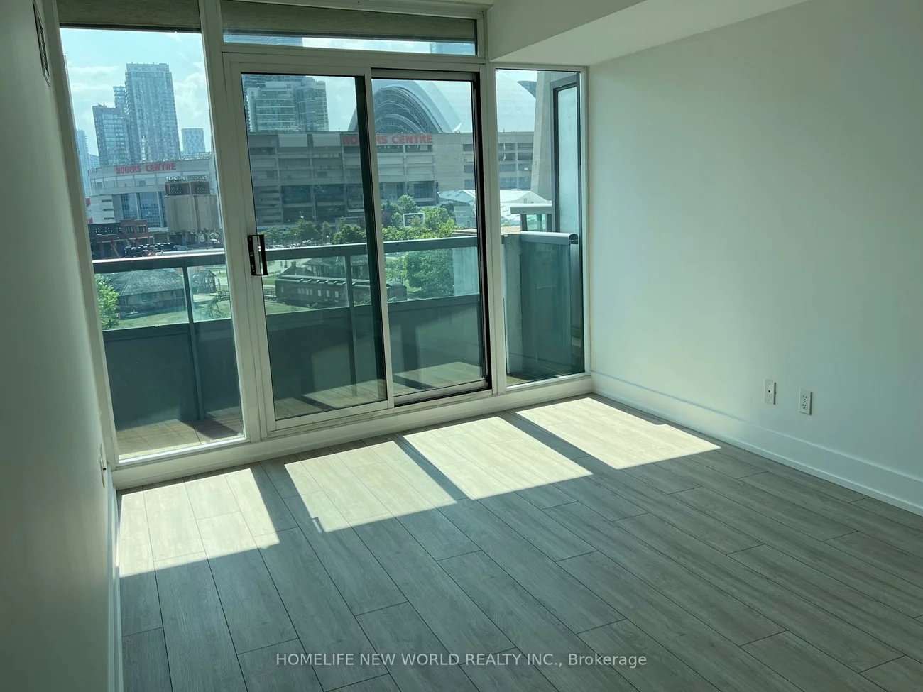 51, Lower Simcoe, Waterfront Communities C1, Toronto