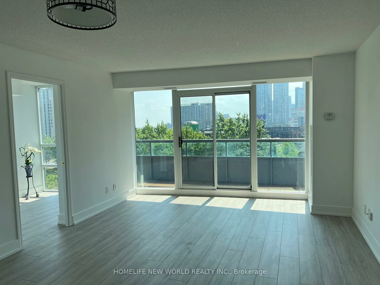51, Lower Simcoe, Waterfront Communities C1, Toronto