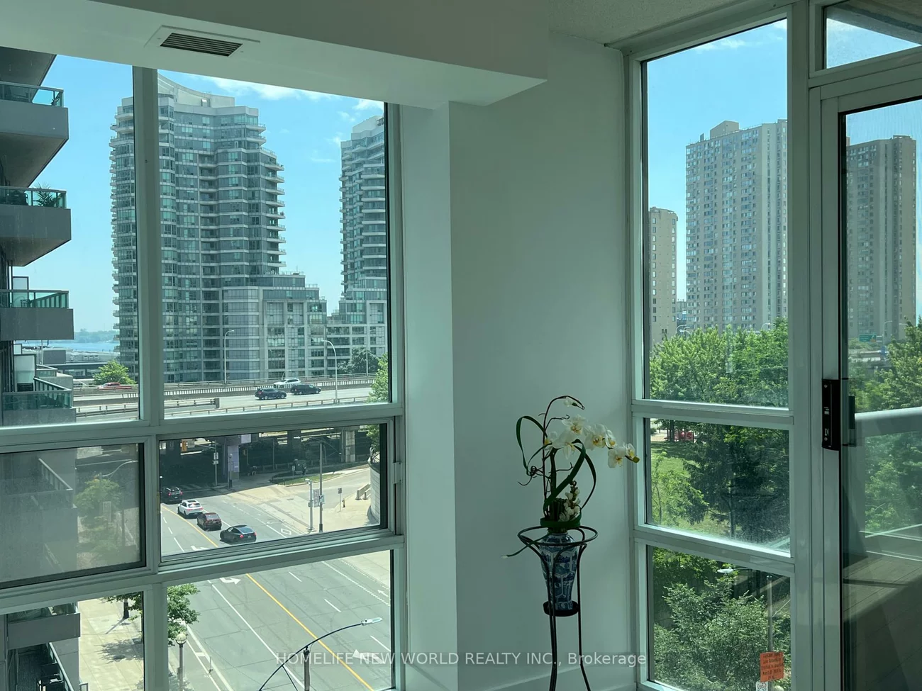 51, Lower Simcoe, Waterfront Communities C1, Toronto