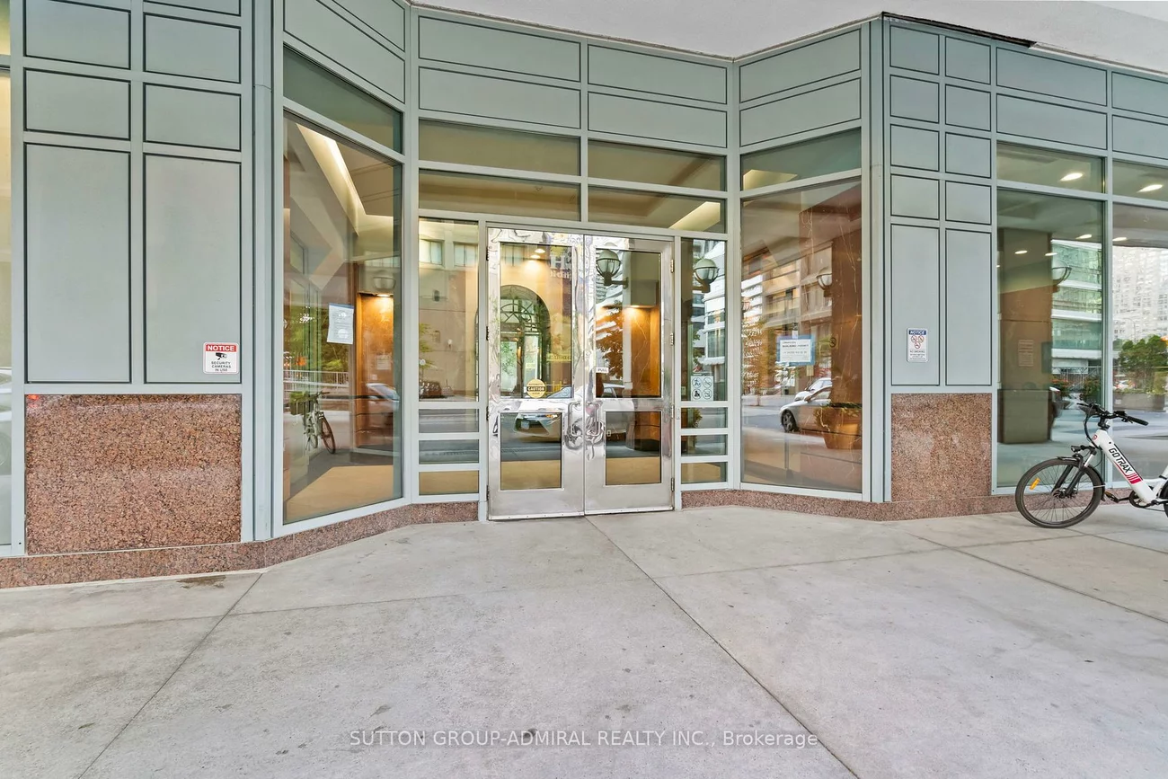 10, Yonge, Waterfront Communities C1, Toronto