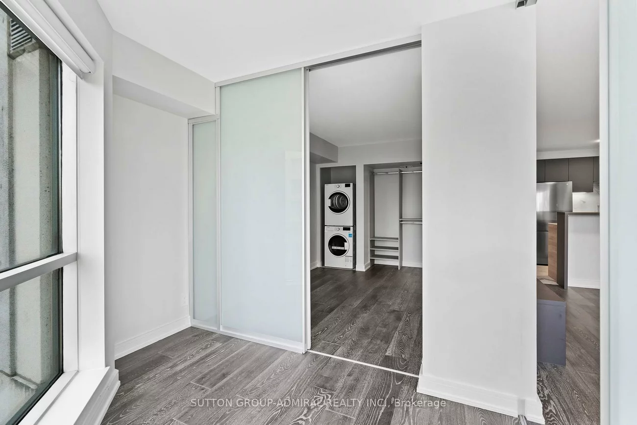 10, Yonge, Waterfront Communities C1, Toronto