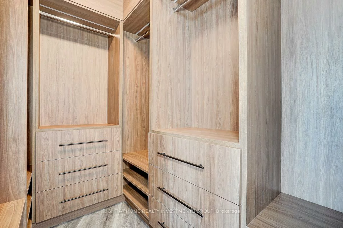 15, McMurrich, Annex, Toronto