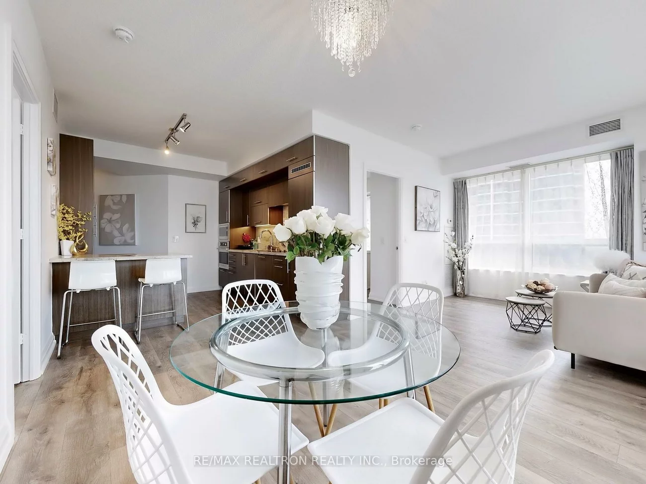 2, Anndale, Willowdale East, Toronto
