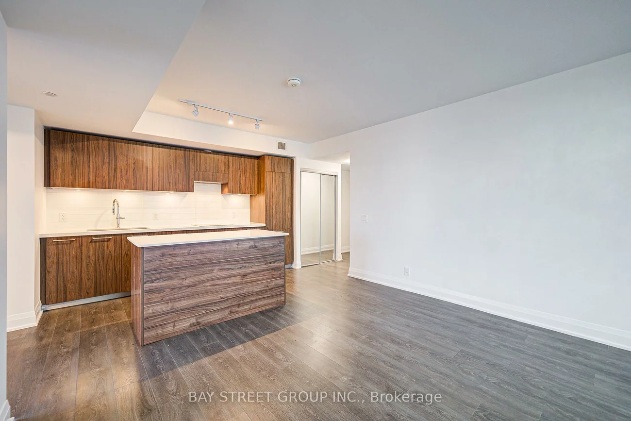 33, Frederick Todd, Thorncliffe Park, Toronto