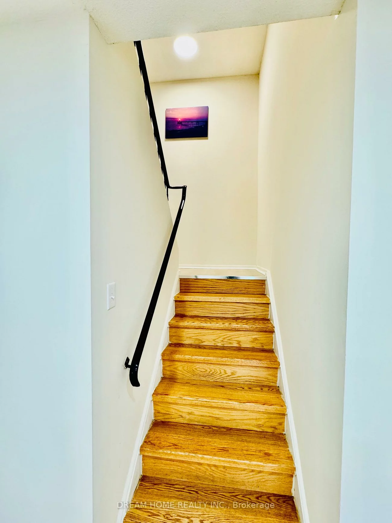 25, Pebble, Hillcrest Village, Toronto