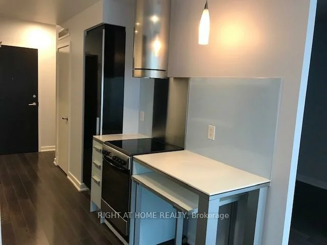 38, Dan Leckie, Waterfront Communities C1, Toronto