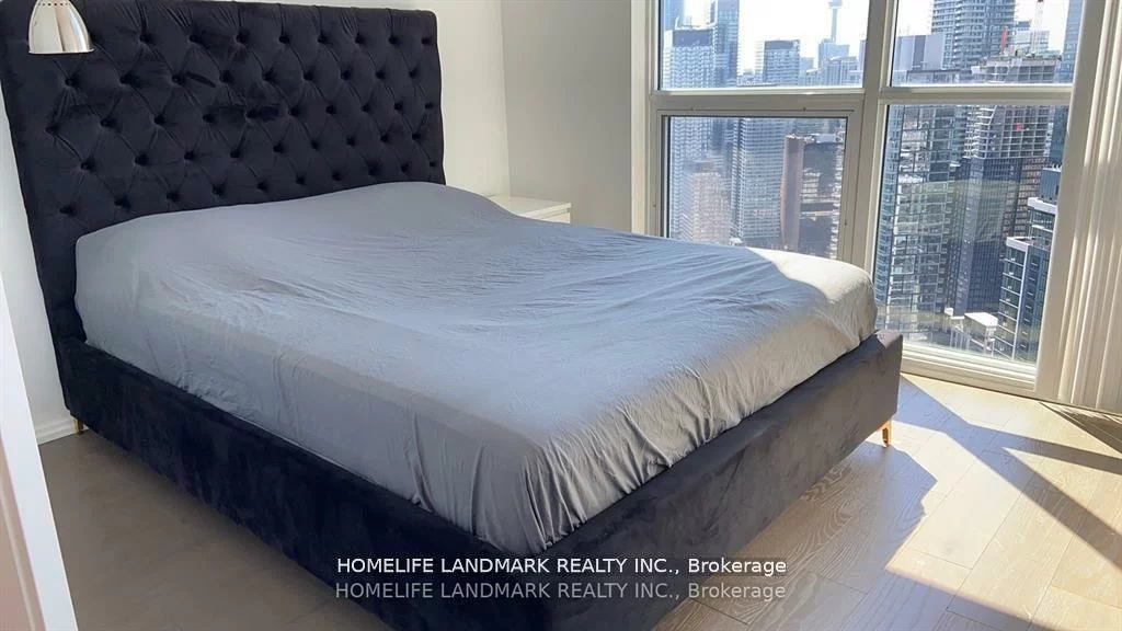 45, Charles, Church-Yonge Corridor, Toronto