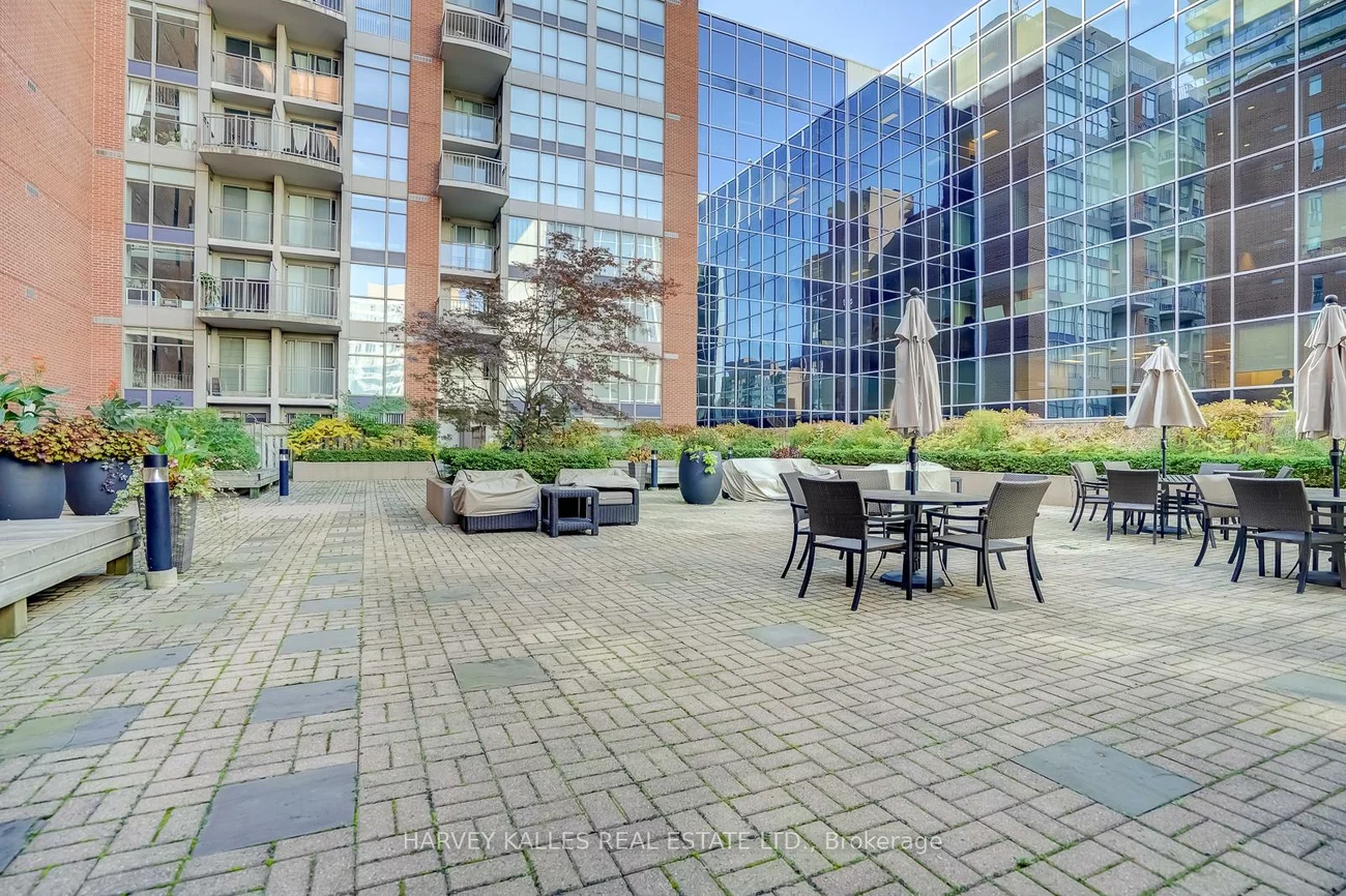 18, Merton, Mount Pleasant West, Toronto