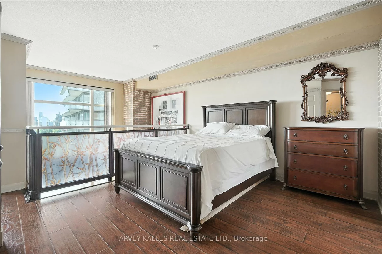18, Merton, Mount Pleasant West, Toronto