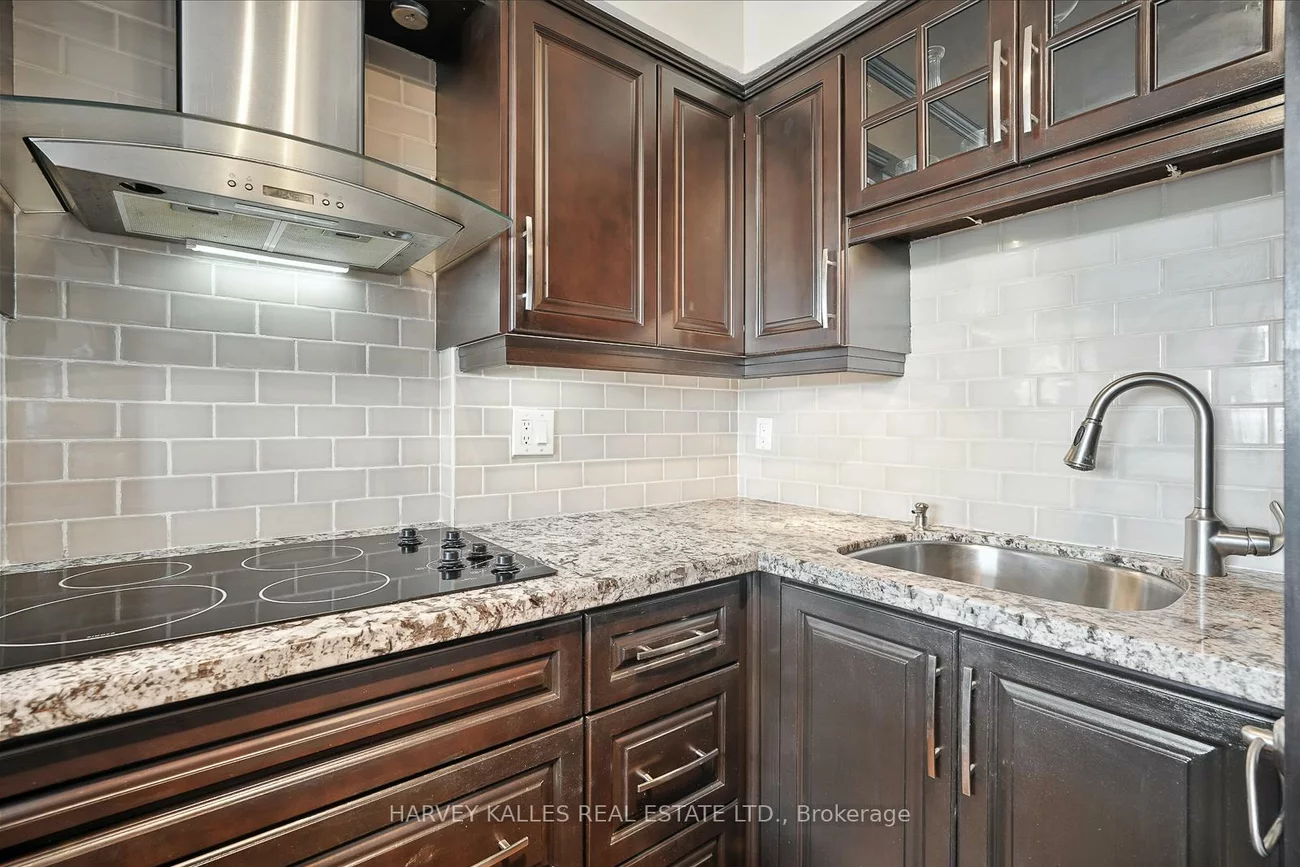 18, Merton, Mount Pleasant West, Toronto
