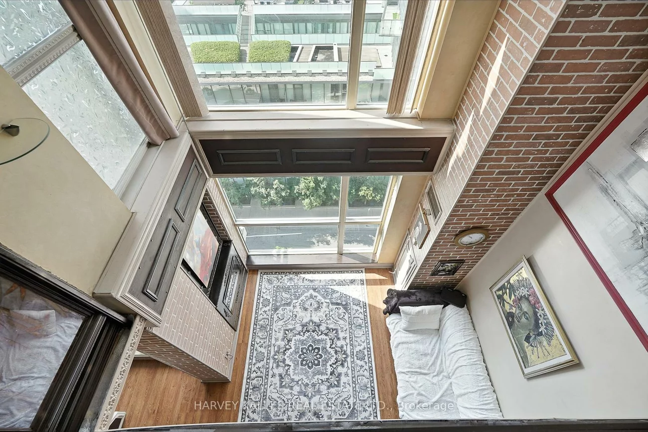 18, Merton, Mount Pleasant West, Toronto