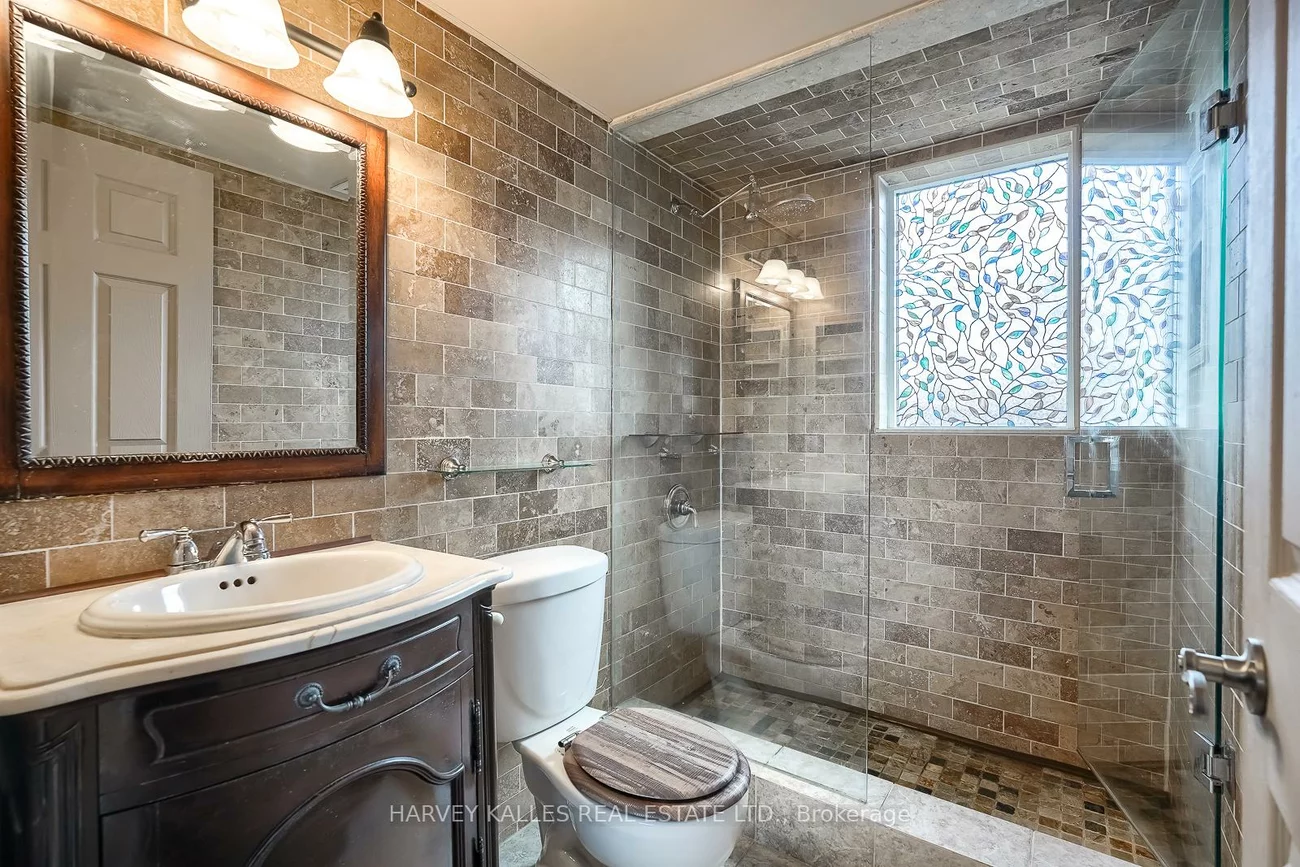 18, Merton, Mount Pleasant West, Toronto