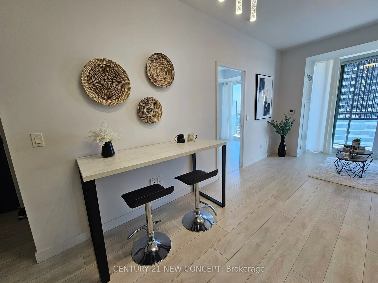 8, Eglinton, Mount Pleasant West, Toronto