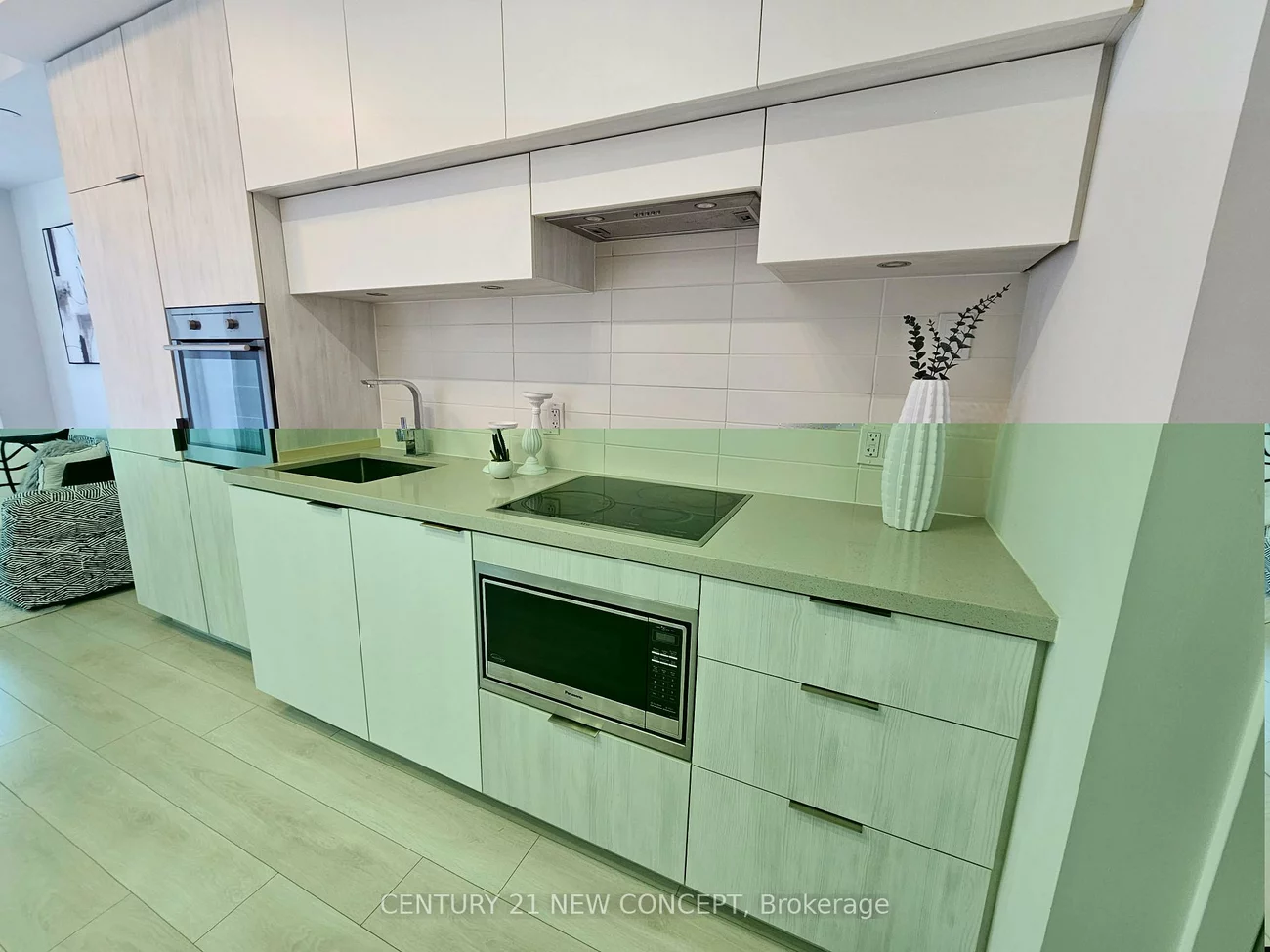 8, Eglinton, Mount Pleasant West, Toronto