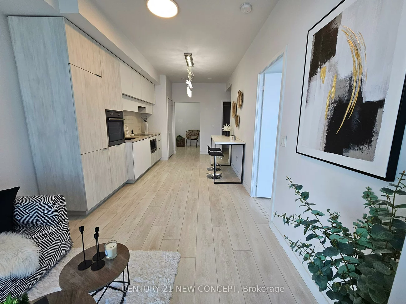 8, Eglinton, Mount Pleasant West, Toronto
