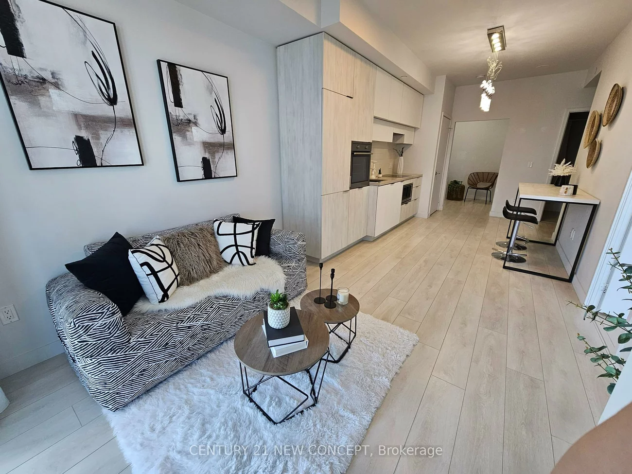 8, Eglinton, Mount Pleasant West, Toronto