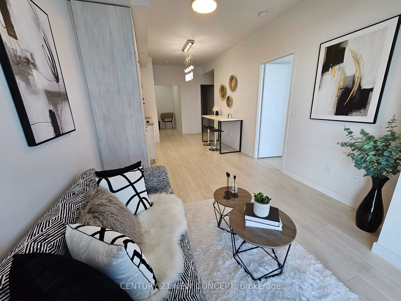 8, Eglinton, Mount Pleasant West, Toronto