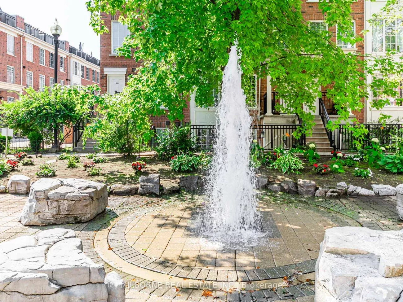 3, Everson, Willowdale East, Toronto