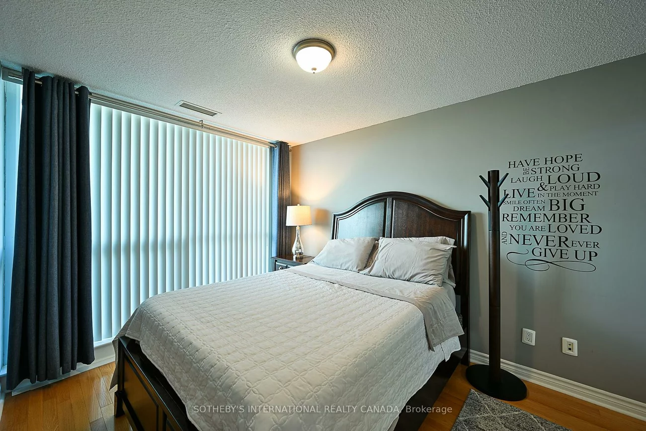 2885, Bayview, Bayview Village, Toronto