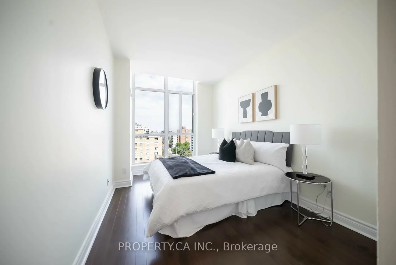 398, Eglinton, Mount Pleasant East, Toronto