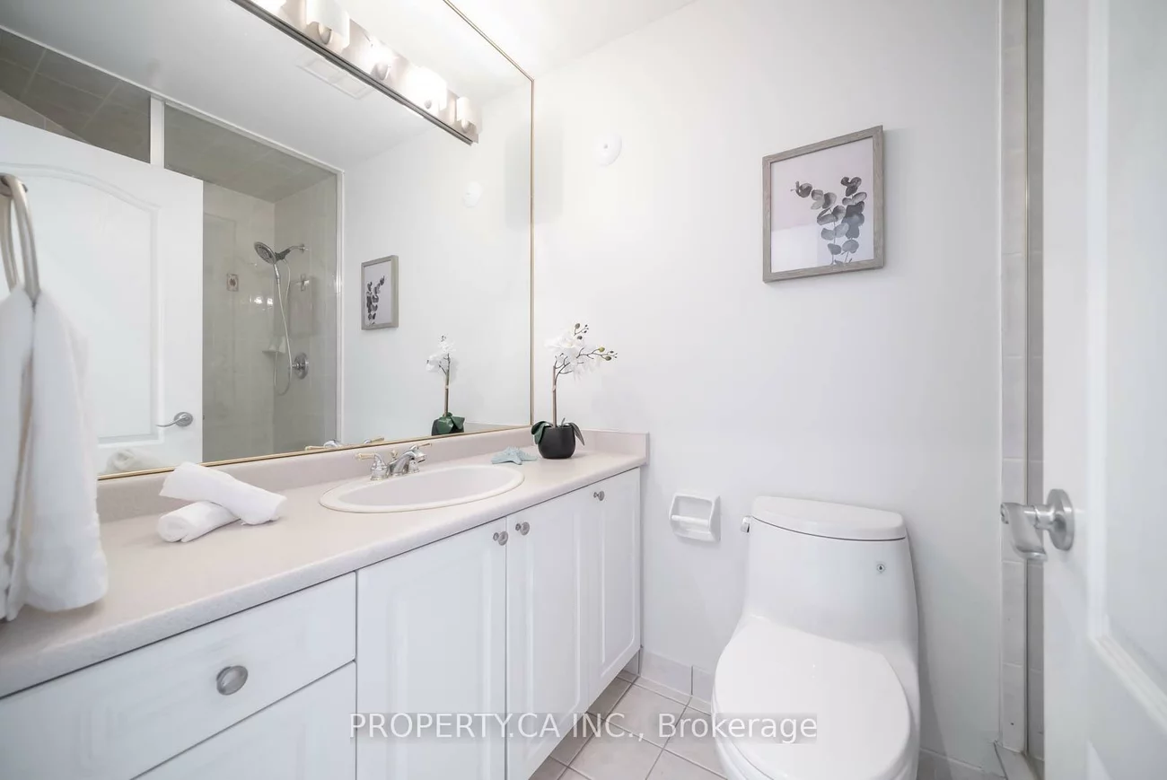 398, Eglinton, Mount Pleasant East, Toronto