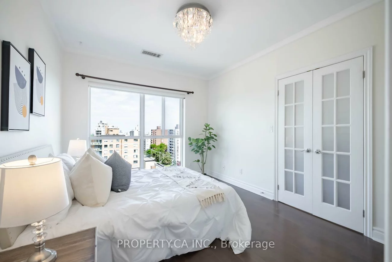 398, Eglinton, Mount Pleasant East, Toronto