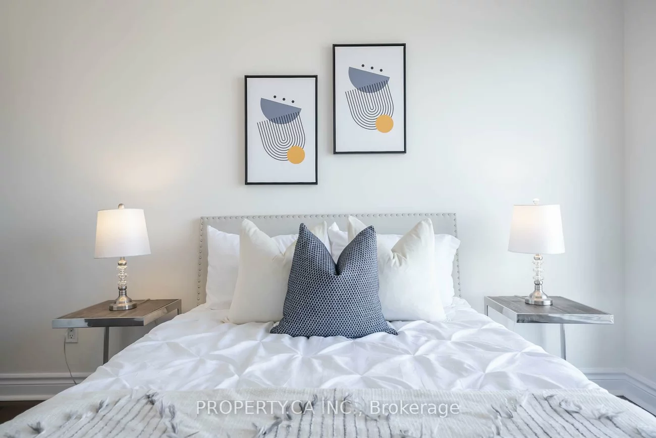 398, Eglinton, Mount Pleasant East, Toronto