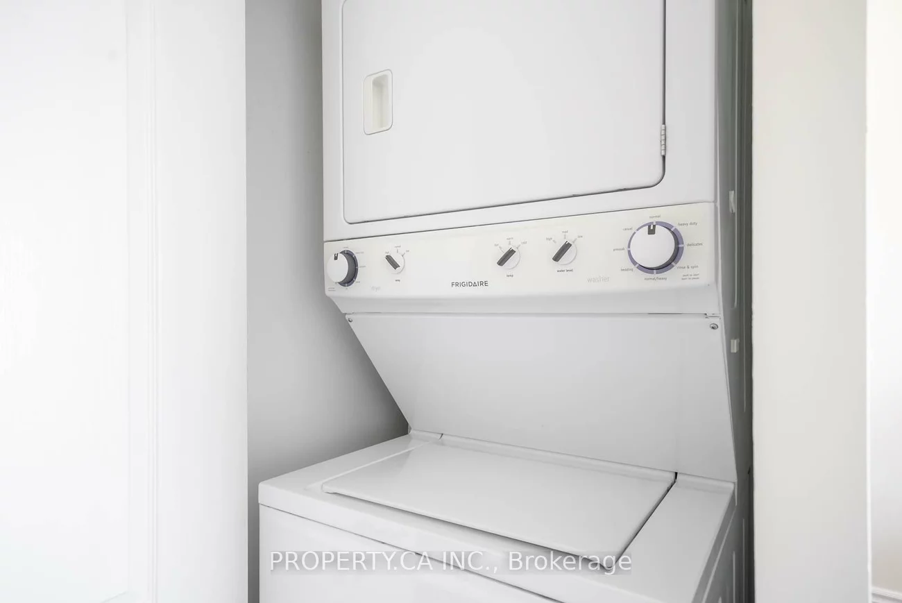 398, Eglinton, Mount Pleasant East, Toronto