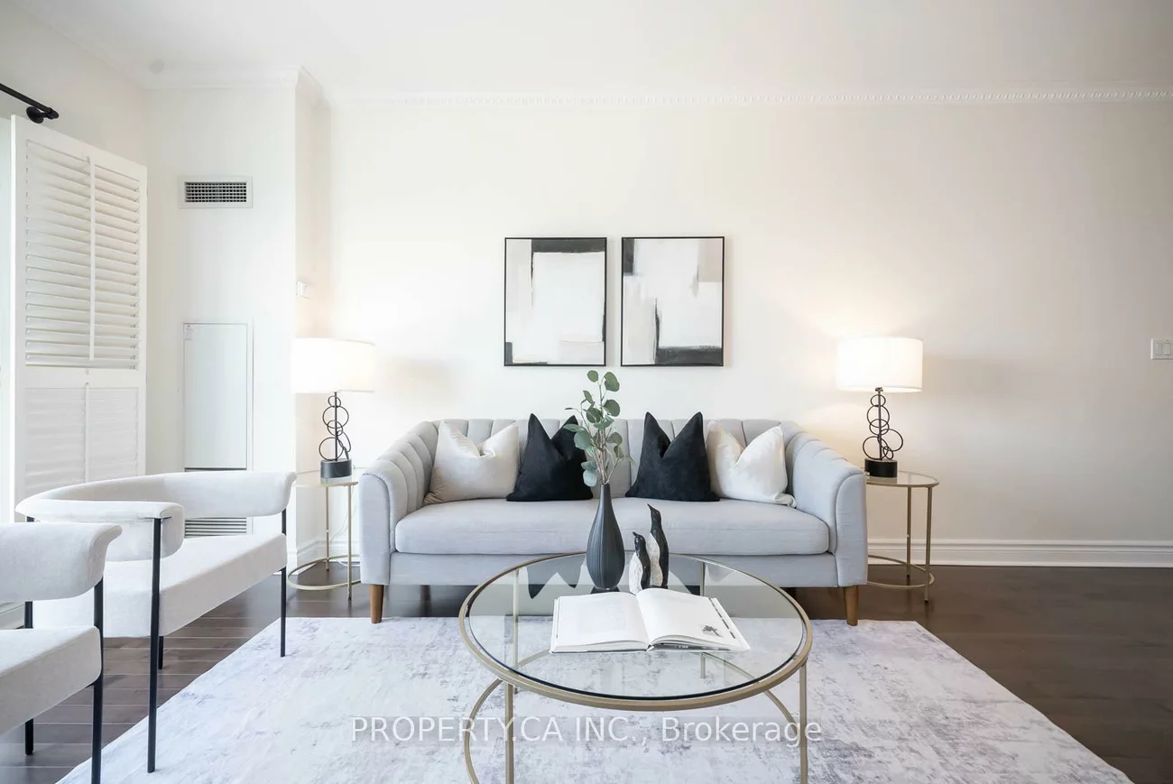 398, Eglinton, Mount Pleasant East, Toronto
