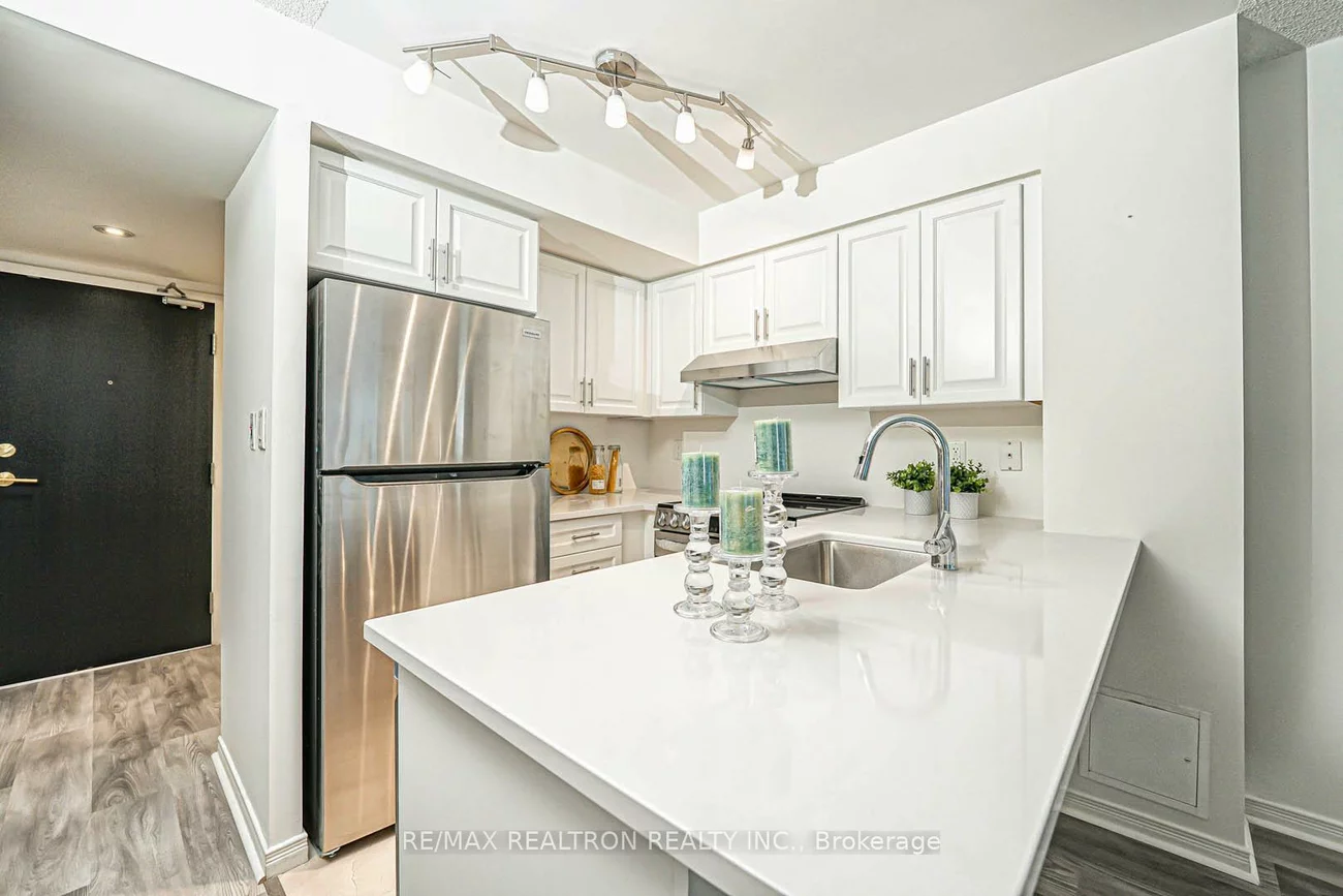 230, King, Moss Park, Toronto