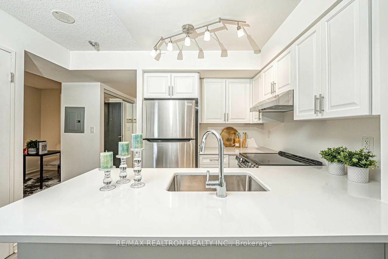 230, King, Moss Park, Toronto
