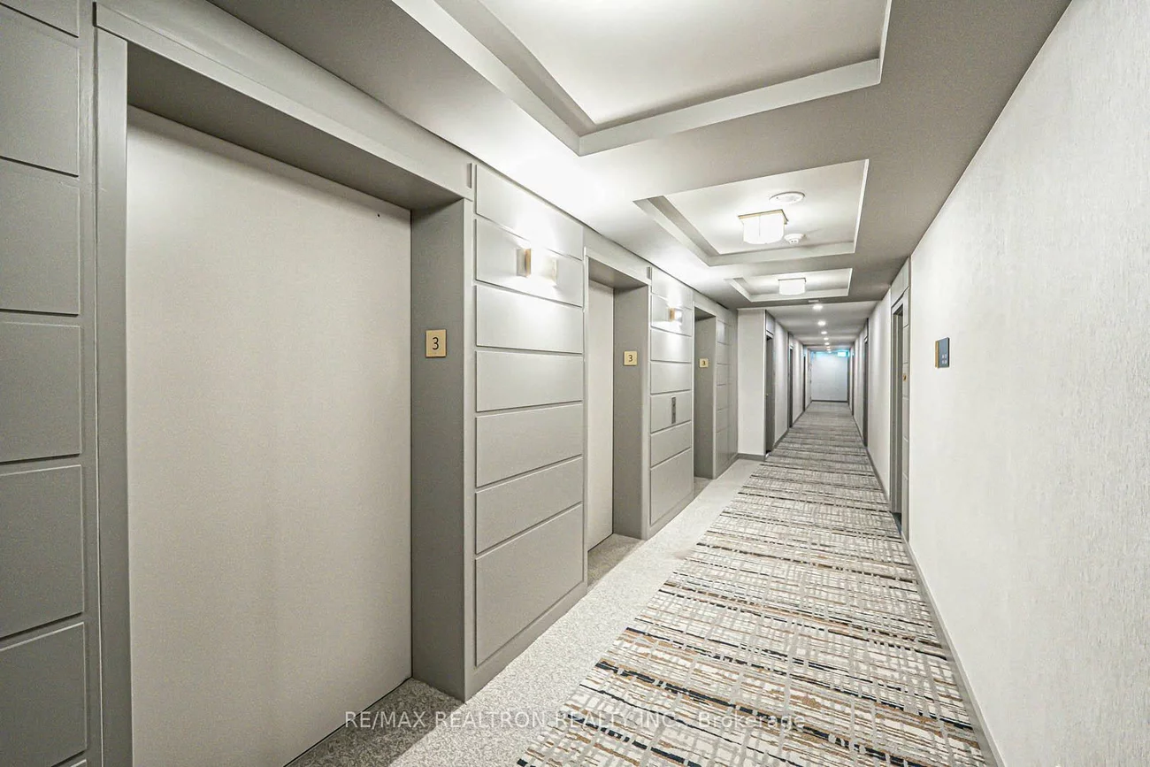 230, King, Moss Park, Toronto