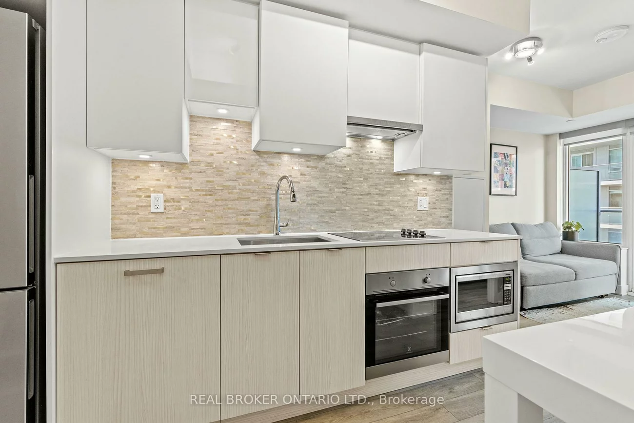 99, Broadway, Mount Pleasant West, Toronto