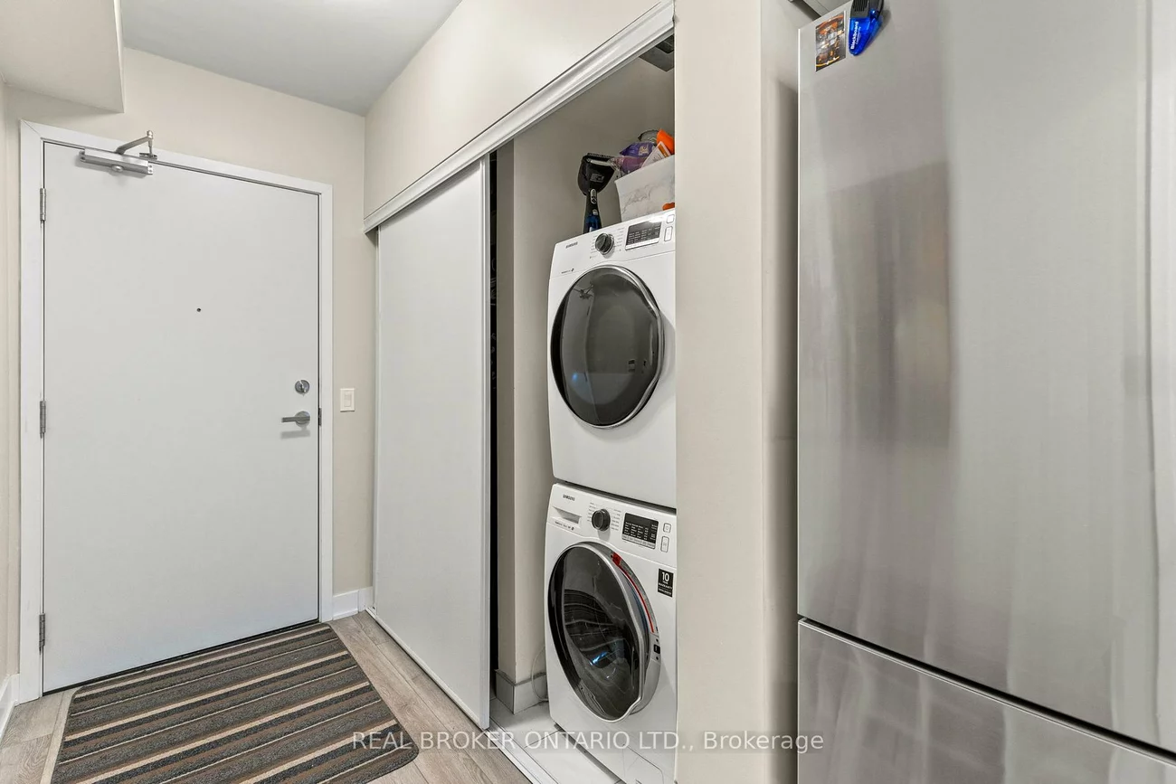 99, Broadway, Mount Pleasant West, Toronto