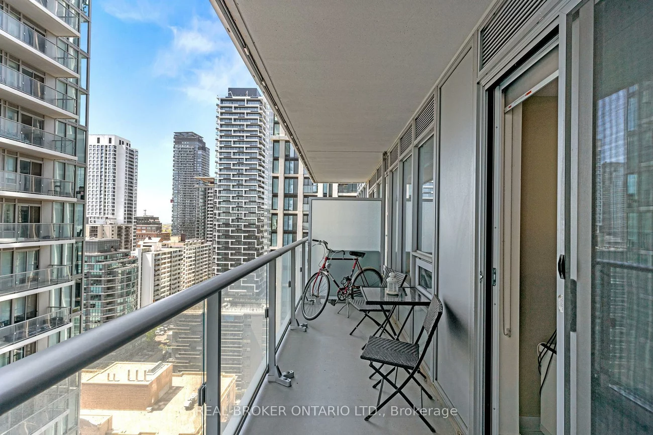 99, Broadway, Mount Pleasant West, Toronto